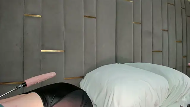 Snapshot of eva_lim chatting on March 6, 2026, 3:40 pm eva lim online show from March 6, 2026, 3:40 pm