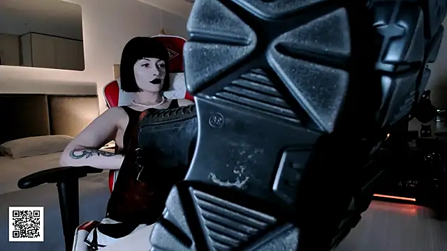  Goddess Misha  online show from November 9, 2025, 8:57 pm