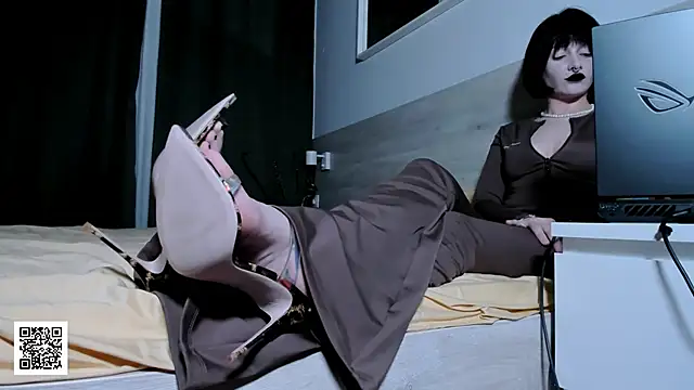  Goddess Misha  online show from April 10, 2026, 9:11 pm