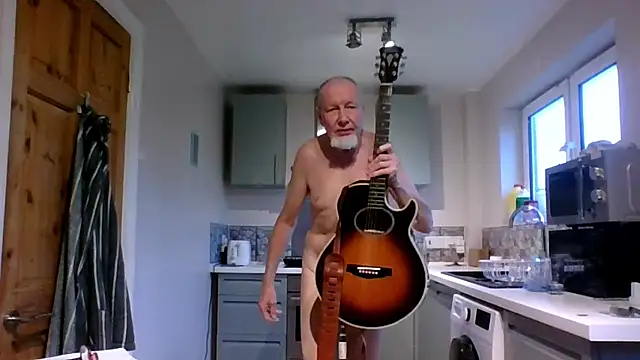 Snapshot of jimmybenido chatting on March 26, 2026, 5:44 pm jimmybenido online show from March 26, 2026, 5:44 pm