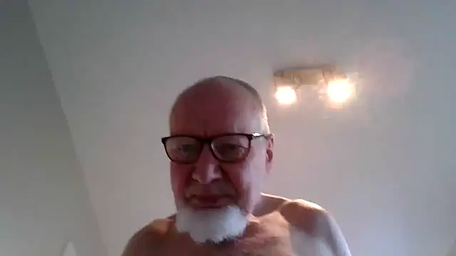 Snapshot of jimmybenido chatting on March 28, 2026, 5:47 pm jimmybenido online show from March 28, 2026, 5:47 pm