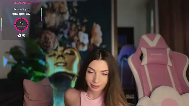 Snapshot of ReyaSophia chatting on February 20, 2026, 10:12 pm ReyaSophia online show from February 20, 2026, 10:12 pm