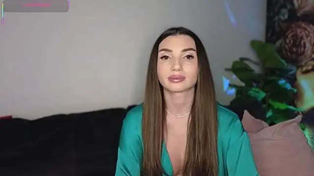 Snapshot of ReyaSophia chatting on February 22, 2026, 10:11 pm ReyaSophia online show from February 22, 2026, 10:11 pm