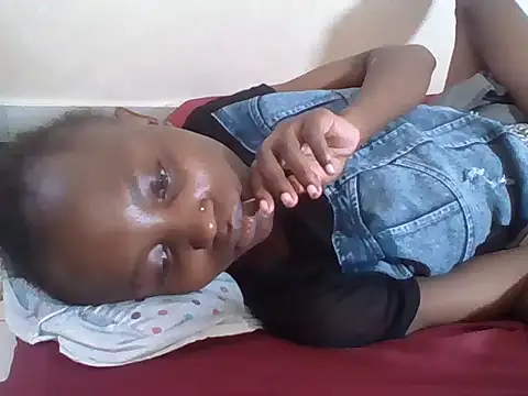 Snapshot of SexyNeedle22 chatting on April 5, 2026, 8:54 am SexyNeedle22 online show from April 5, 2026, 8:54 am