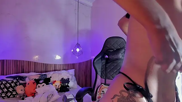 Snapshot of IamNayuta chatting on November 19, 2025, 7:47 pm IamNayuta online show from November 19, 2025, 7:47 pm