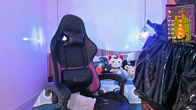 Snapshot of IamNayuta chatting on October 4, 2025, 7:59 pm IamNayuta online show from October 4, 2025, 7:59 pm