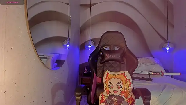 Snapshot of IamNayuta chatting on March 17, 2025, 8:09 pm IamNayuta online show from March 17, 2025, 8:09 pm