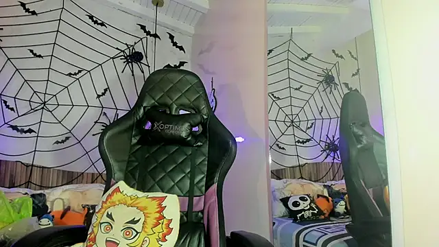 Snapshot of IamNayuta chatting on October 25, 2025, 7:36 pm IamNayuta online show from October 25, 2025, 7:36 pm