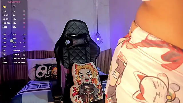 Snapshot of IamNayuta chatting on November 7, 2025, 8:02 pm IamNayuta online show from November 7, 2025, 8:02 pm