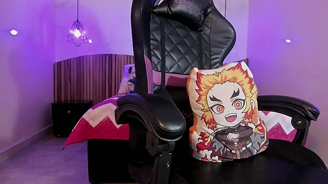 Snapshot of IamNayuta chatting on December 17, 2025, 7:52 pm IamNayuta online show from December 17, 2025, 7:52 pm