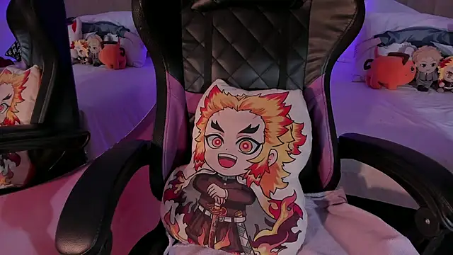 Snapshot of IamNayuta chatting on October 6, 2025, 7:36 pm IamNayuta online show from October 6, 2025, 7:36 pm