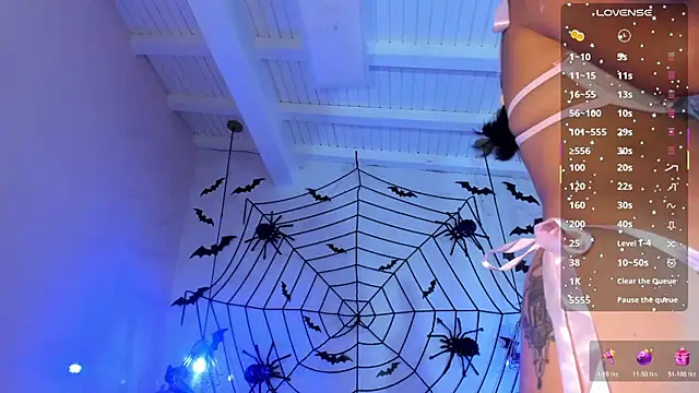 Snapshot of IamNayuta chatting on November 1, 2025, 7:41 pm IamNayuta online show from November 1, 2025, 7:41 pm