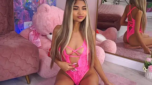 Snapshot of AshaYuva chatting on September 25, 2025, 9:37 am AshaYuva online show from September 25, 2025, 9:37 am