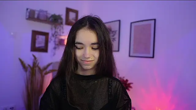 Gia Paige18 online show from November 6, 2025, 8:07 am