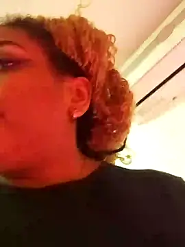 ELLA KELLY online show from February 12, 2026, 11:10 am