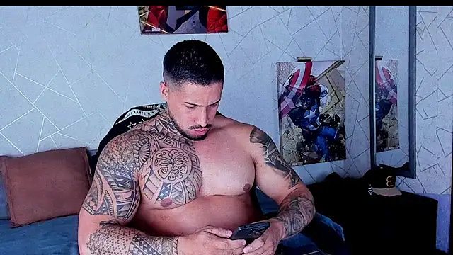 Snapshot of Cristian_Walker chatting on May 6, 2026, 12:20 pm Cristian Walker online show from May 6, 2026, 12:20 pm