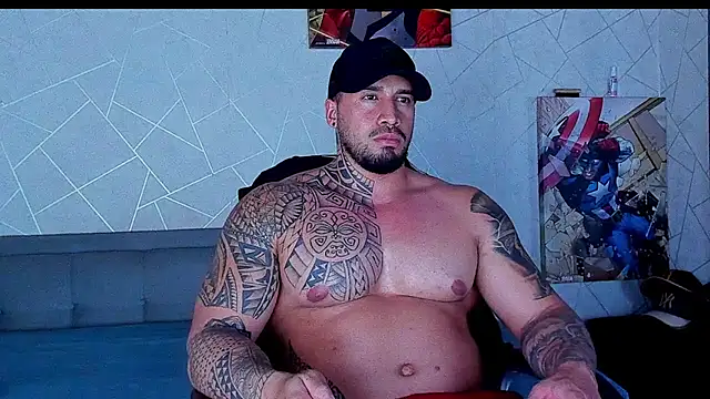 Snapshot of Cristian_Walker chatting on May 16, 2026, 12:09 am Cristian Walker online show from May 16, 2026, 12:09 am