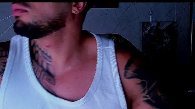 Snapshot of Cristian_Walker chatting on April 27, 2026, 1:09 pm Cristian Walker online show from April 27, 2026, 1:09 pm