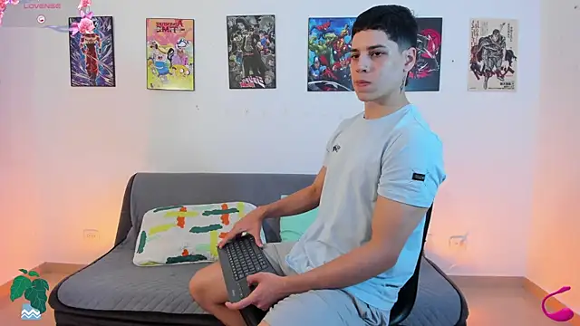 Snapshot of jonathanjoestar_ chatting on November 21, 2025, 10:53 pm jonathanjoestar online show from November 21, 2025, 10:53 pm