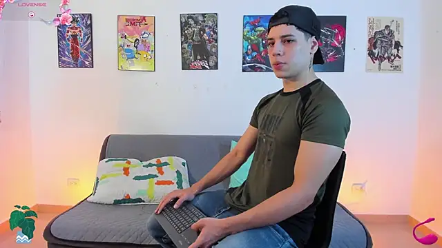 Snapshot of jonathanjoestar_ chatting on November 23, 2025, 8:19 pm jonathanjoestar online show from November 23, 2025, 8:19 pm