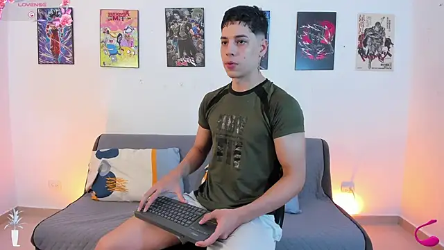 Snapshot of jonathanjoestar_ chatting on November 12, 2025, 9:07 pm jonathanjoestar online show from November 12, 2025, 9:07 pm