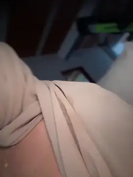 lalilamassu1 online show from February 22, 2026, 3:24 pm