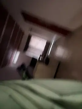 lalilamassu1 online show from February 20, 2026, 8:11 pm