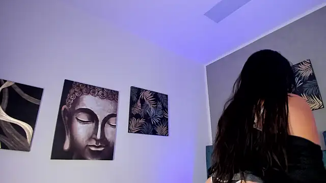 Snapshot of Kathia_Morelli chatting on May 9, 2026, 11:57 am Kathia Morelli online show from May 9, 2026, 11:57 am
