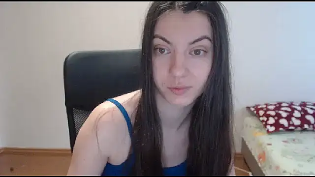 Snapshot of CuteJollie4U chatting on January 1, 2025, 11:05 am CuteJollie4U online show from January 1, 2025, 11:05 am