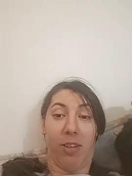 Snapshot of CuteJollie4U chatting on October 31, 2025, 11:44 pm CuteJollie4U online show from October 31, 2025, 11:44 pm