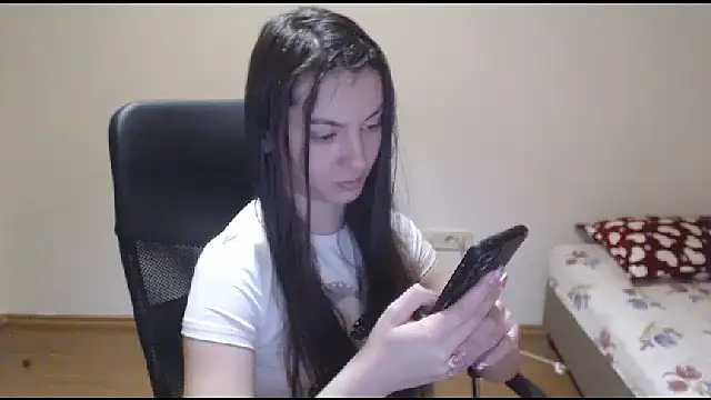 Snapshot of CuteJollie4U chatting on January 13, 2025, 8:26 pm CuteJollie4U online show from January 13, 2025, 8:26 pm