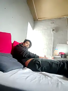 Snapshot of Tigermanboy chatting on March 3, 2025, 9:34 am Tigermanboy online show from March 3, 2025, 9:34 am