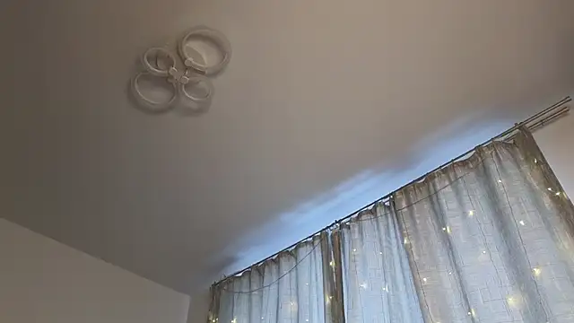 Snapshot of _eva_queen chatting on March 4, 2026, 11:51 am eva queen online show from March 4, 2026, 11:51 am