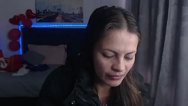 Snapshot of zhoelis_xx chatting on February 24, 2025, 5:09 pm zhoelis xx online show from February 24, 2025, 5:09 pm