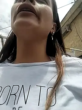 Snapshot of zhoelis_xx chatting on February 20, 2025, 5:20 pm zhoelis xx online show from February 20, 2025, 5:20 pm