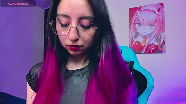 Snapshot of Julieta_cott chatting on March 23, 2025, 2:37 am Julieta cott online show from March 23, 2025, 2:37 am