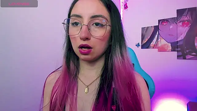 Snapshot of Julieta_cott chatting on March 15, 2025, 10:55 pm Julieta cott online show from March 15, 2025, 10:55 pm