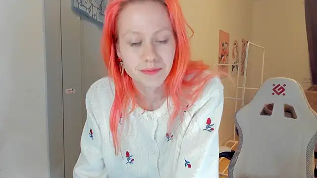 Snapshot of Silly__Milly chatting on March 15, 2025, 10:22 pm Silly Milly online show from March 15, 2025, 10:22 pm