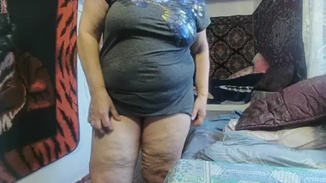 Snapshot of NataliiaRosa54 chatting on December 5, 2025, 6:56 am NataliiaRosa54 online show from December 5, 2025, 6:56 am