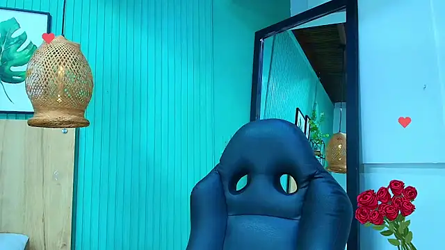 Snapshot of george_jonnes chatting on February 25, 2026, 10:15 am george jonnes online show from February 25, 2026, 10:15 am