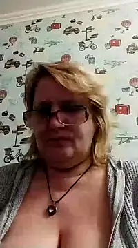 Forest-Lady online show from March 12, 2025, 4:46 pm