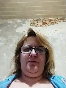 Forest-Lady online show from March 18, 2026, 4:30 pm