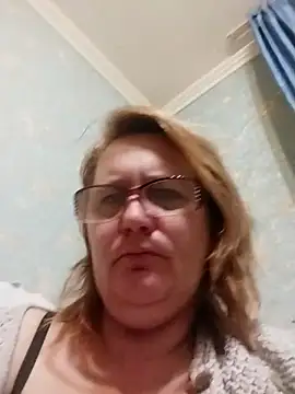 Forest-Lady online show from November 29, 2025, 11:21 am