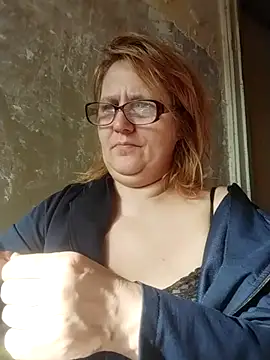 Forest-Lady online show from April 8, 2026, 5:53 am