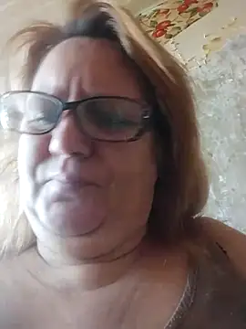 Forest-Lady online show from April 12, 2026, 11:35 am