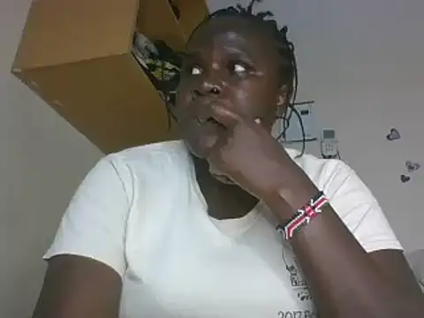 Snapshot of Sexysummer_T01 chatting on May 5, 2026, 2:31 pm Sexysummer T01 online show from May 5, 2026, 2:31 pm