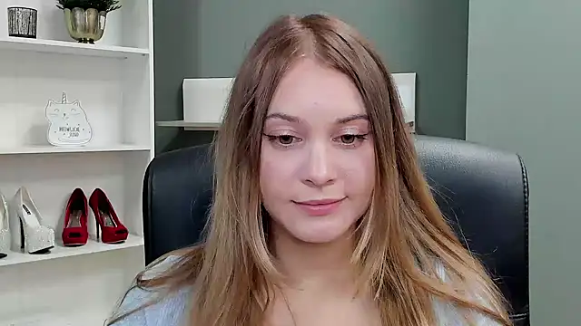 Snapshot of kitty_valeria chatting on October 5, 2025, 1:46 pm kitty valeria online show from October 5, 2025, 1:46 pm