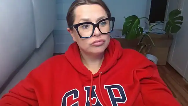 Snapshot of teaseDiana chatting on October 6, 2025, 6:41 pm teaseDiana online show from October 6, 2025, 6:41 pm