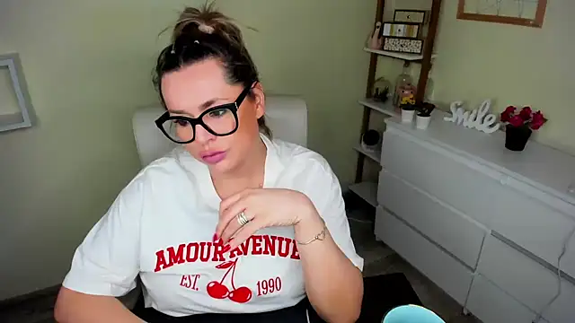 Snapshot of teaseDiana chatting on February 20, 2025, 6:50 am teaseDiana online show from February 20, 2025, 6:50 am