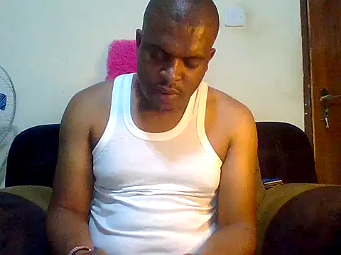 lui cuuty online show from September 18, 2025, 3:31 am